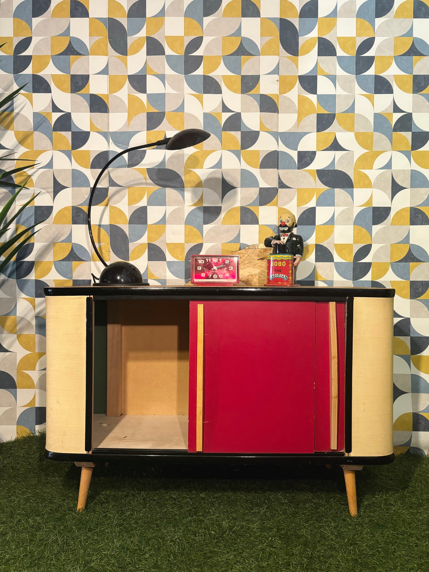 Mini Sideboard
