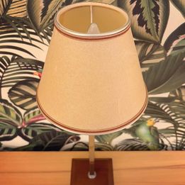 Lampe de table style NESSEN 70’S