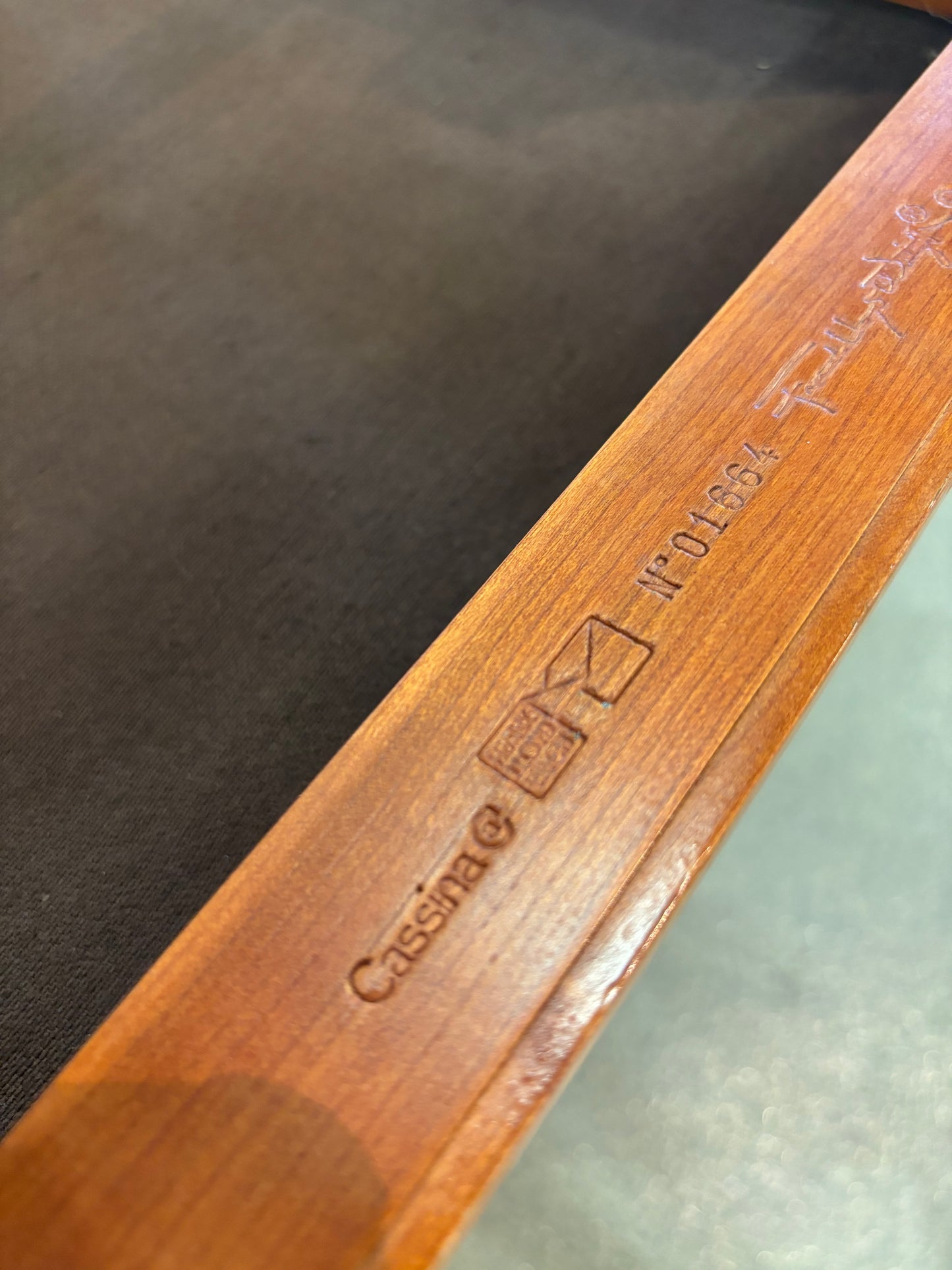 Chaise 614 Coonley 2 Frank Lloyd Wright pour Cassina, Italie