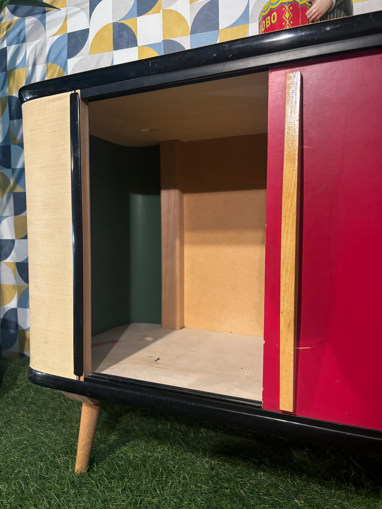 Mini Sideboard