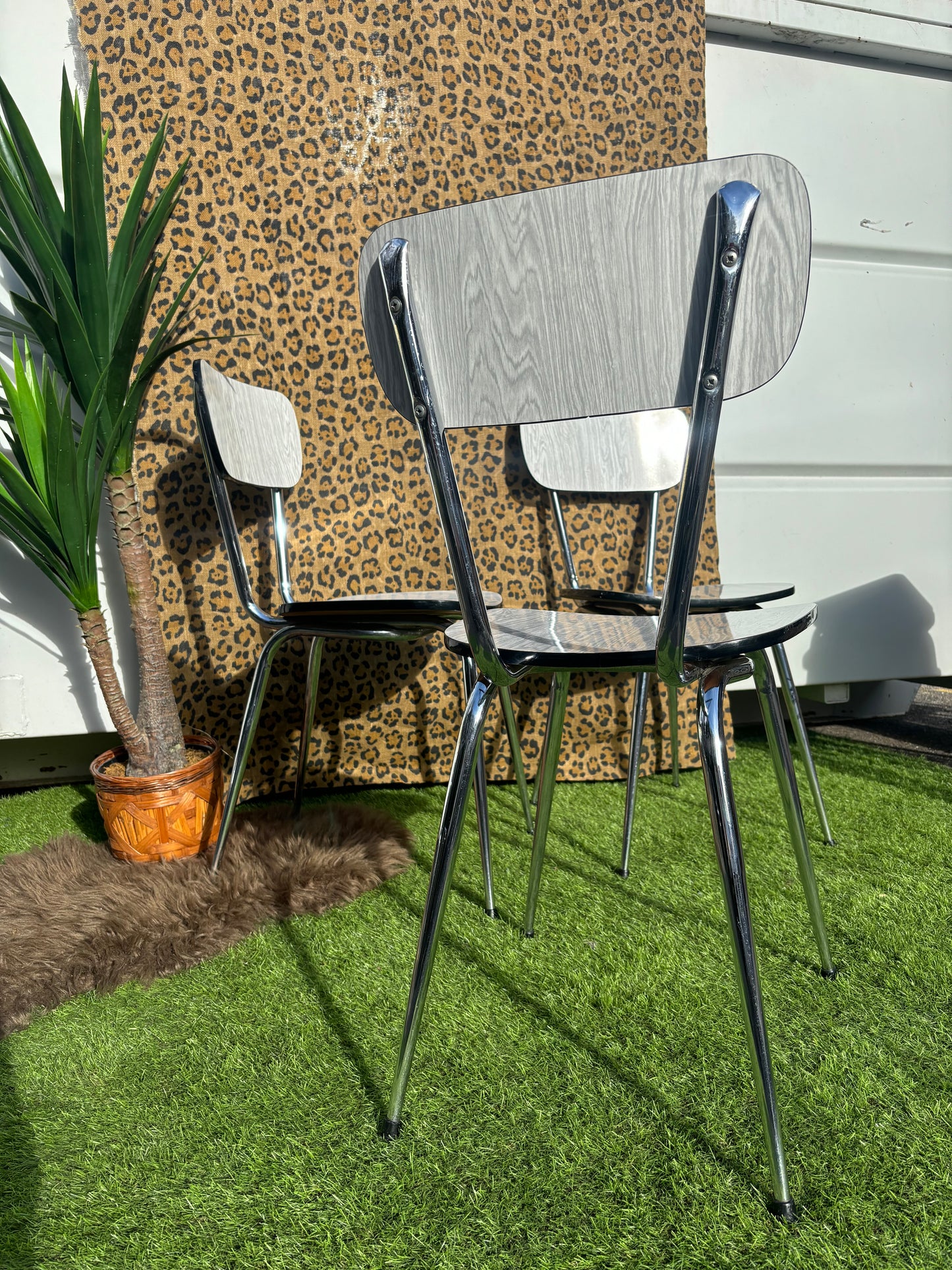 Chaise formica zébrée