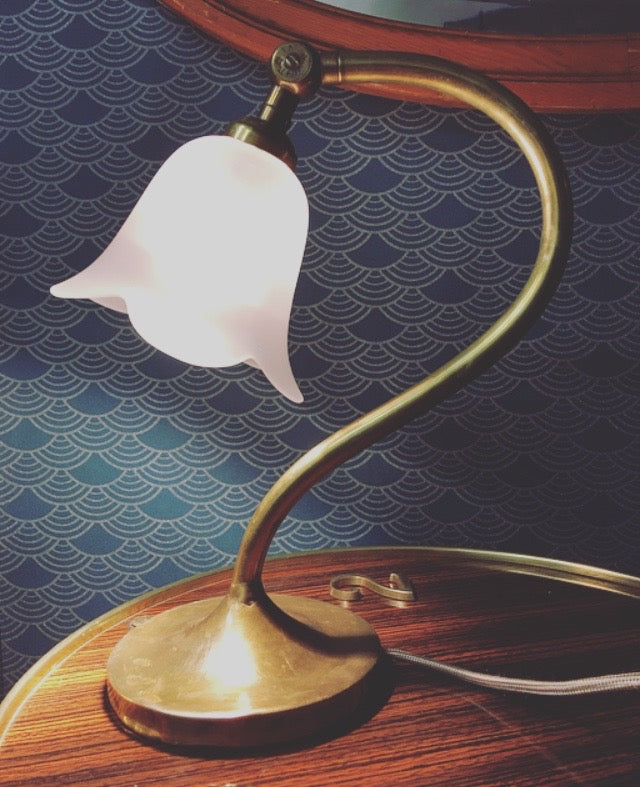 Lampe florale antique