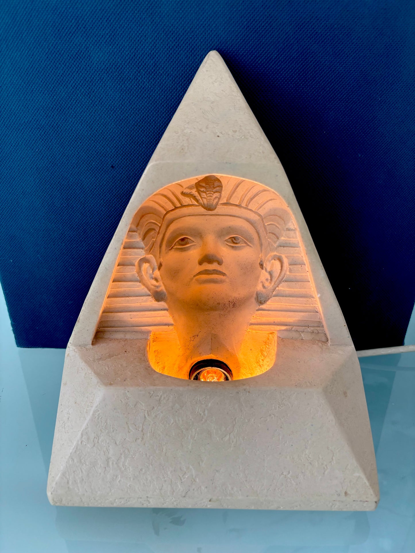 Luminaire 3D pyramide
