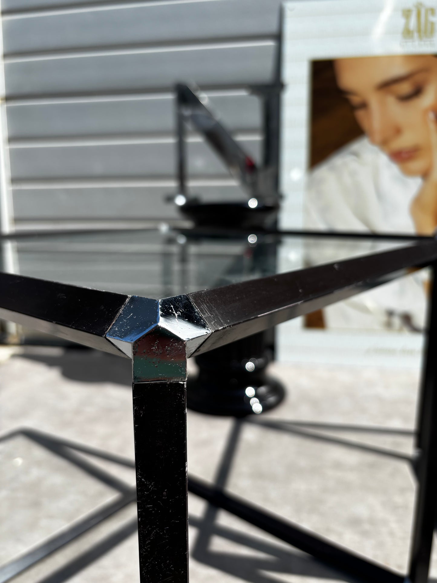Table d’appoint biseautée 70’S