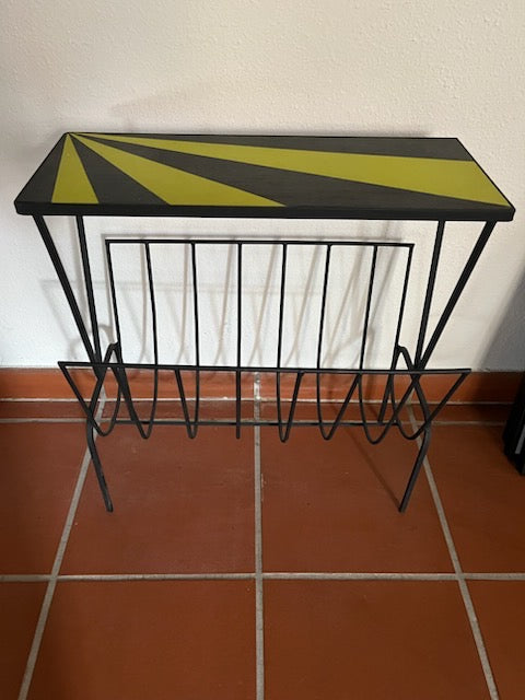 Porte-revues Rétro yellow black