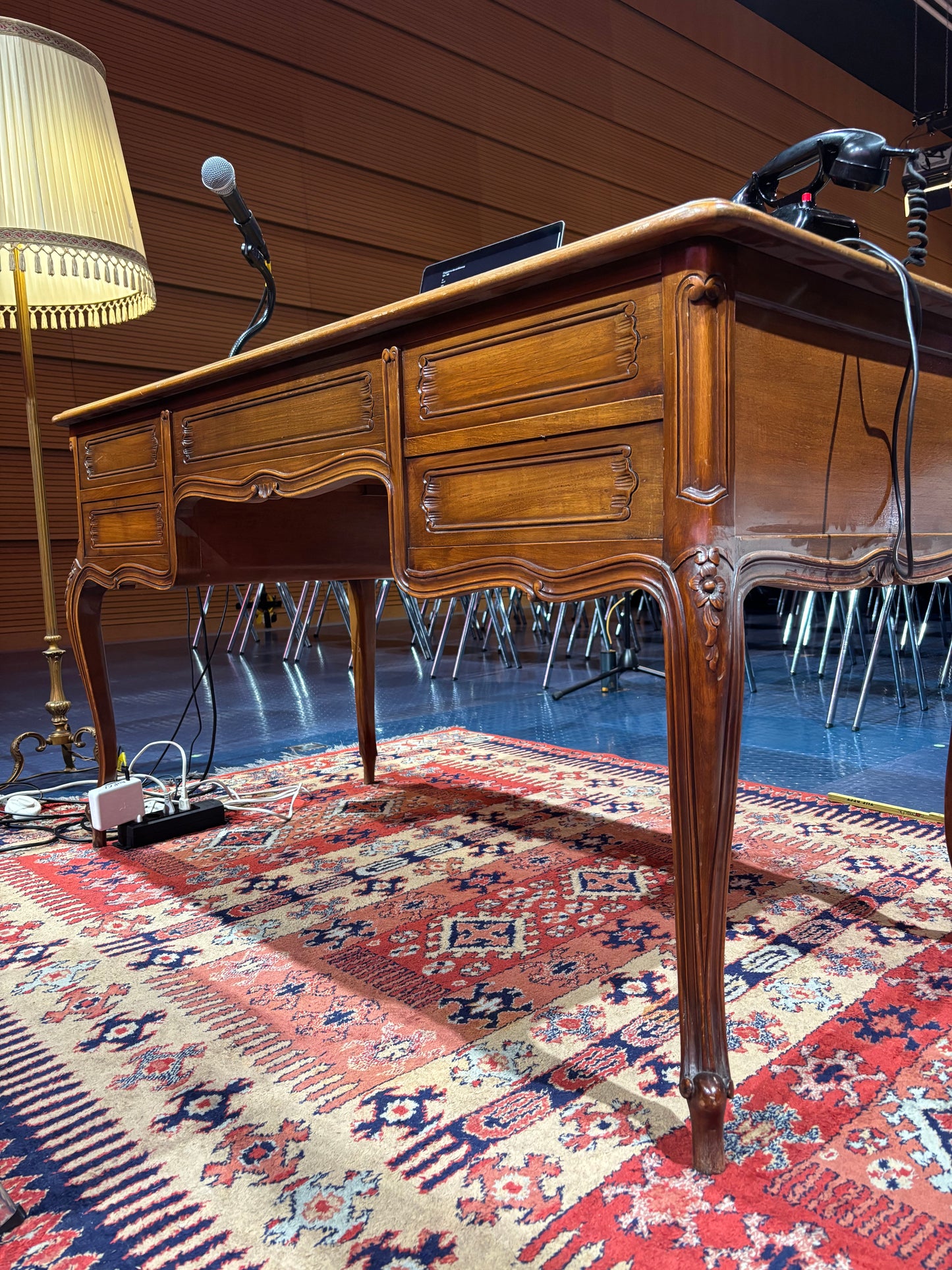 bureau style Louis XV