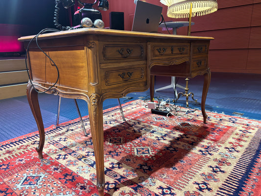 bureau style Louis XV