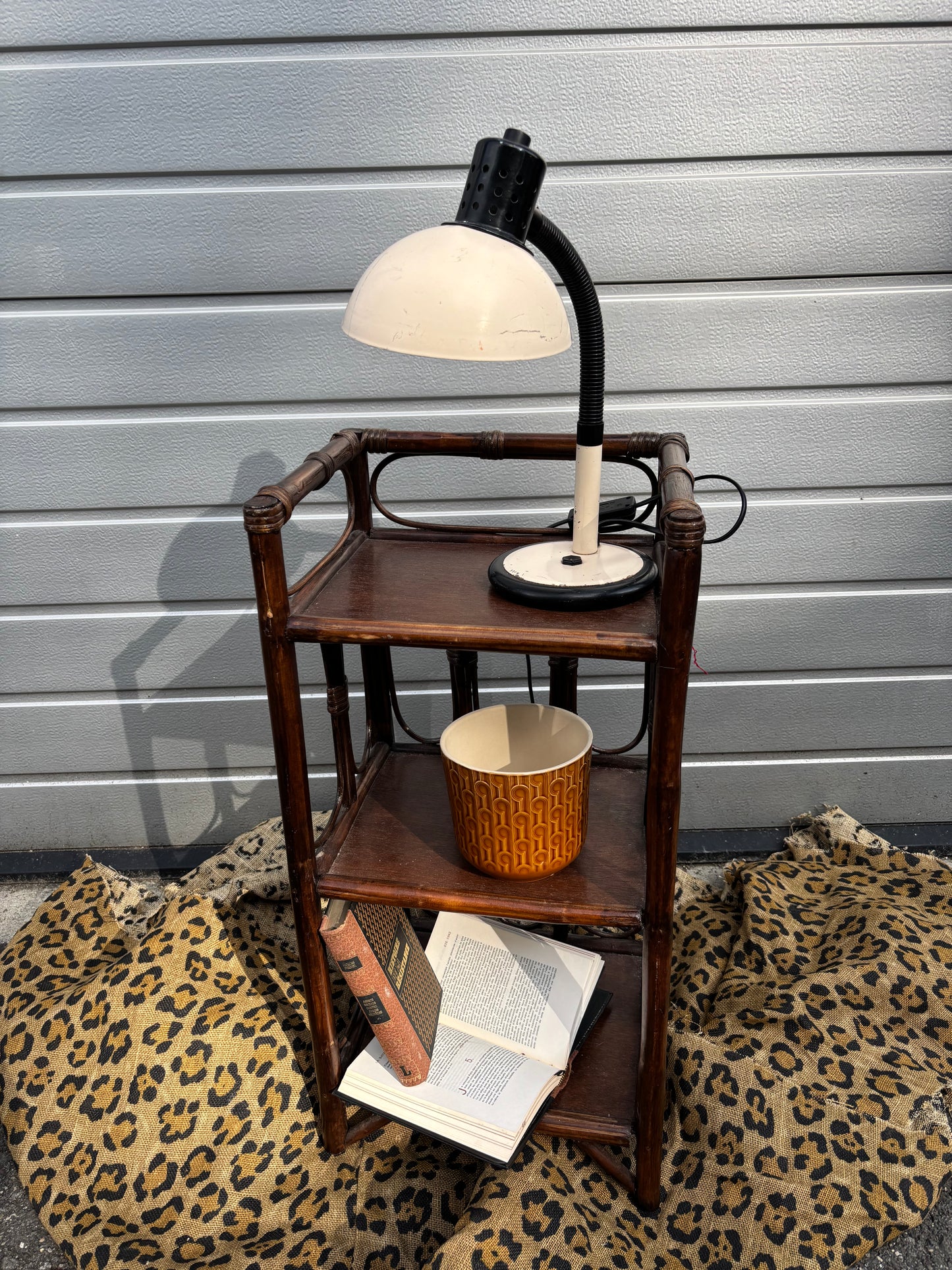 Petit étagère rotin