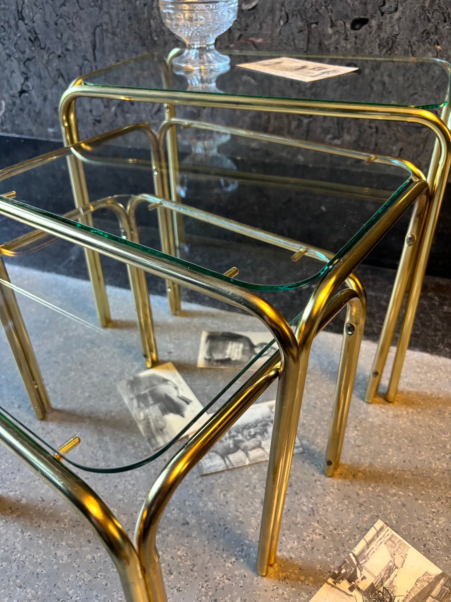 Ensemble tables gigognes vintage années 70